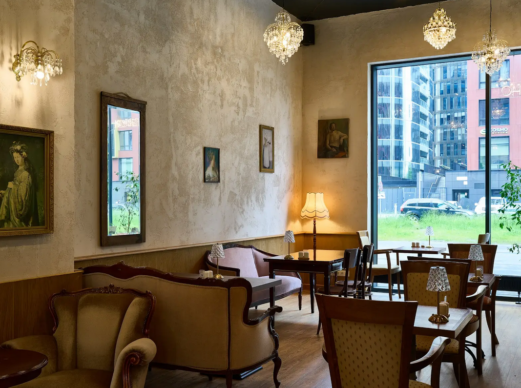 7 А.М. Читатели